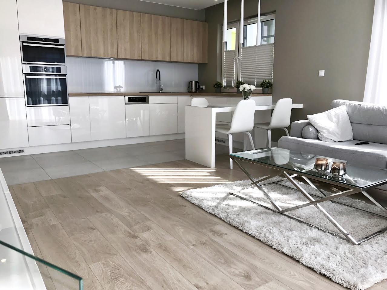 Stylowa sypialnia po remoncie